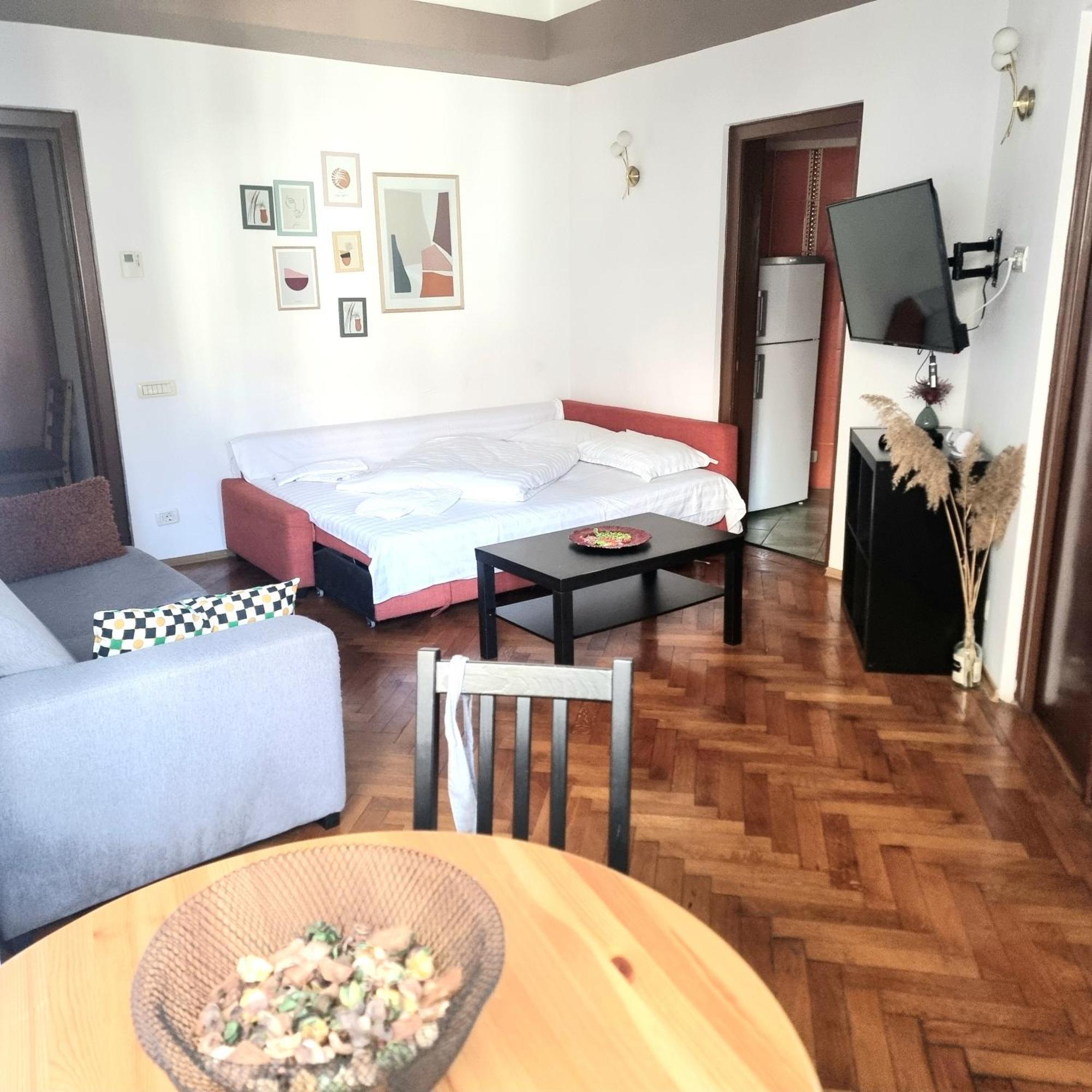 Peaceful Getaway - Generous 3-Bedroom Sanctuary - Close To Historic Old Town בוקרשט מראה חיצוני תמונה